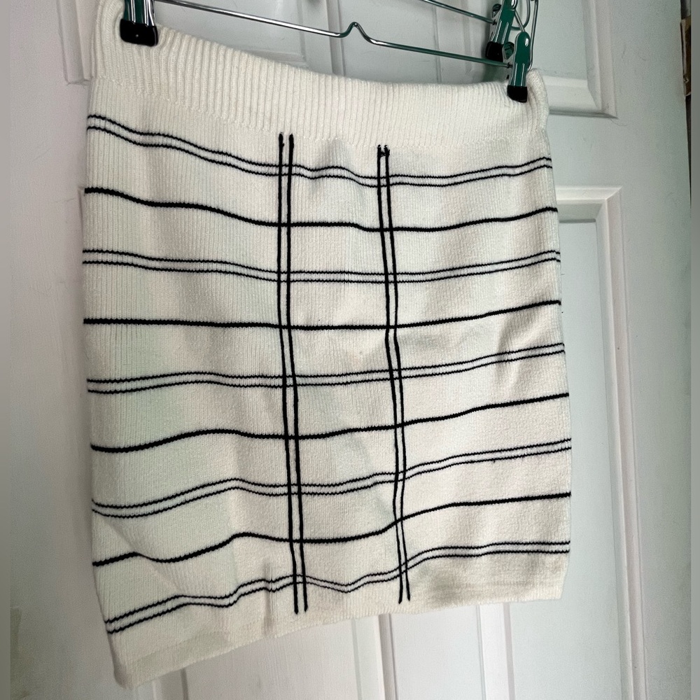 NWT BCBGeneration Skirt